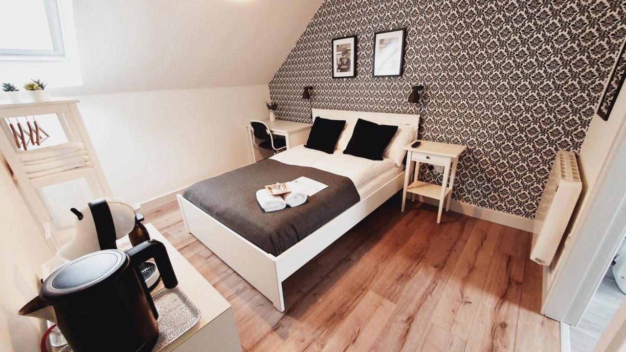 גלוואיי Pasta Factory Guest Rooms מראה חיצוני תמונה