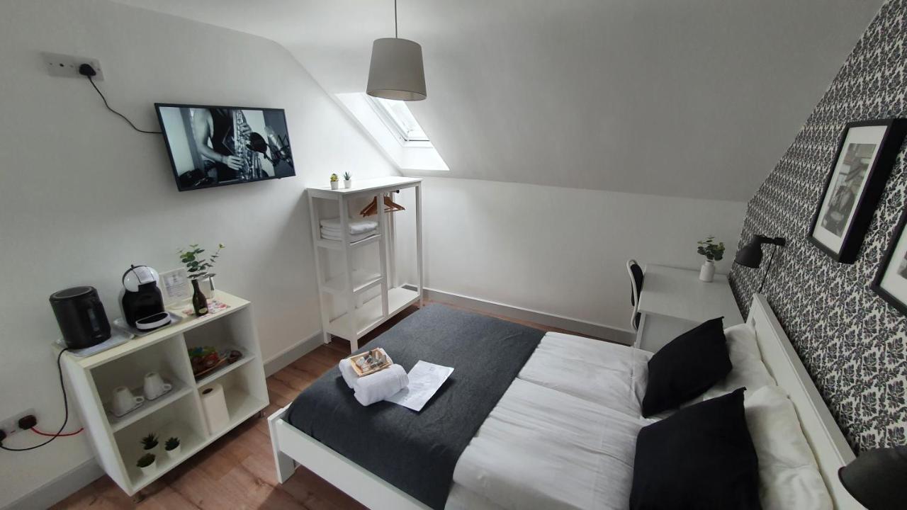 גלוואיי Pasta Factory Guest Rooms מראה חיצוני תמונה